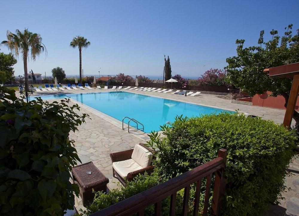 Episkopiana Hotel & Sport Resort Episkopi  Exterior photo