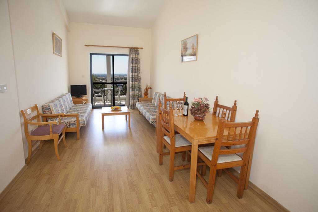 Episkopiana Hotel & Sport Resort Episkopi  Room photo